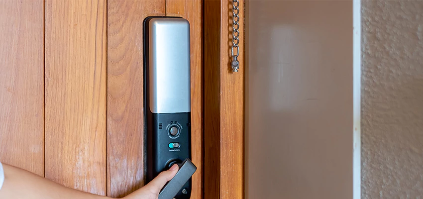 Home Security Electronic Locks Upgrades in San Fernando, CA