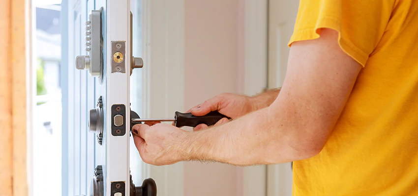 Eviction Locksmith For Key Fob Replacement Services in San Fernando, CA
